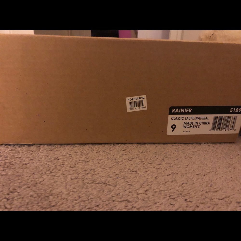Ugg boots - Picture 3 of 4